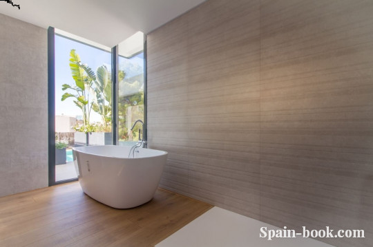 Виллы Шикарная вилла в популярном курорте Альтеа, Коста Бланка, Алтея