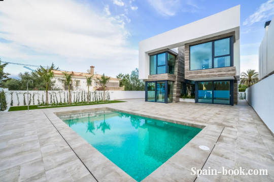 Виллы Современные вилла в курортном городе Альбир в пригорде Бенидорма, Коста Бланка, Бенидорм