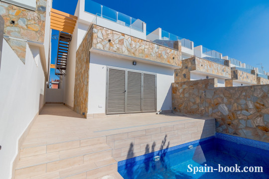 Виллы Современные смежные виллы рядом с пляжем в Los Alcázeres / Мурсия, Коста Бланка, Лос Алькасарес