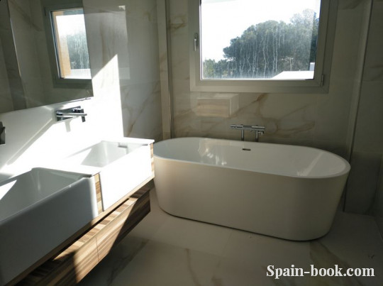 Виллы Современная вилла в курортном городе Benissa, Коста Бланка, Бенисса