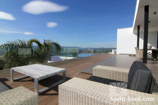 Виллы Cовременная вилла с панорамным видом на море в Кумбре дель Соль, Коста Бланка, Кумбре дель Соль