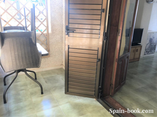 Бунгало Бунгало на втором этаже в 100м до пляжа Ла Маты, Торревьеха, Коста Бланка, Ла Мата