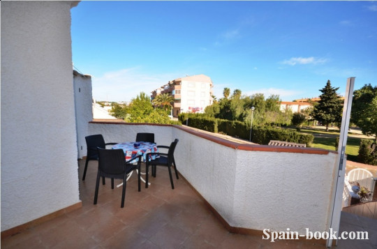 Бунгало Бунгало на втором этаже+двор,в 1км от пляжа в Кабо Роиг / Ориуэла Коста, Коста Бланка, Кабо Роиг