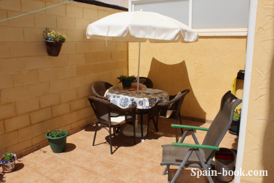 Таунха́ус Таунхаус в популярном районе Торревьехи / Пунта Прима, Коста Бланка, Пунта Прима