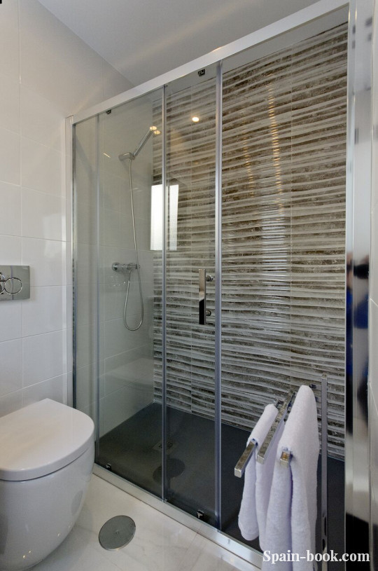 Таунха́ус Новый резиденциальный комплекс рядом с гольфом Вийямартин, Ориуэла Коста, Коста Бланка, Вийямартин