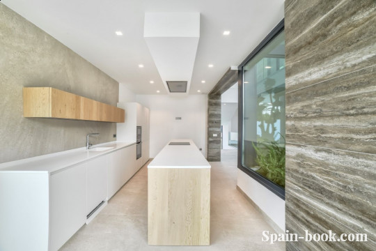 Виллы Современные вилла в курортном городе Альбир в пригорде Бенидорма, Коста Бланка, Бенидорм