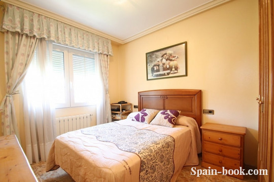 Виллы Вилла с большим участком в зеленом районе Торревьехи, Лос Балконес, Коста Бланка, Лос Балконес