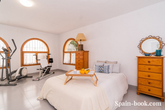 Дом Отдельный домик в La Florida / Ориуэла Коста, Коста Бланка, Ла Флорида