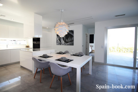 Виллы Большие современные виллы пригороде пригороде Бенидорма, Коста Бланка, Финестрат