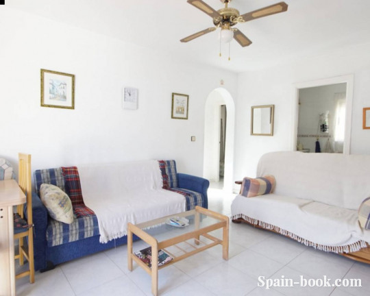 Бунгало Бунгало с солярием в пригороде Торревьехи, Коста Бланка, Торревьеха