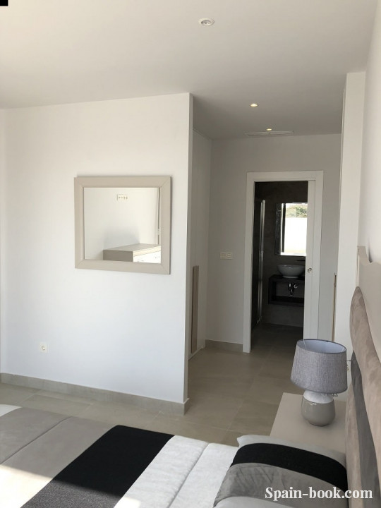 Виллы Современные виллы в Бенихофар, в 6км от пляжа Гвардамара, Коста Бланка, Бенихофар