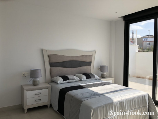 Виллы Современные виллы в Бенихофар, в 6км от пляжа Гвардамара, Коста Бланка, Бенихофар