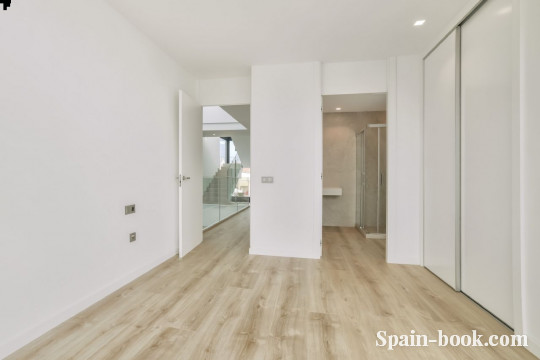 Виллы Современные вилла в курортном городе Альбир в пригорде Бенидорма, Коста Бланка, Бенидорм