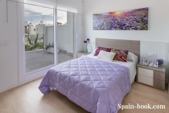 Виллы Современные виллы рядом с пляжем в San Pedro del Pinatar / Мурсия, Коста Бланка, Сан-Педро-дель-Пинатар