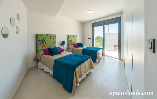 Виллы Новые виллы в пригороде Бенидорма / Finestrat, Коста Бланка, Финестрат