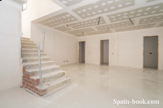 Виллы Современные виллы с панорамным видом на море и курортный город Бенидорм, Коста Бланка, Бенидорм