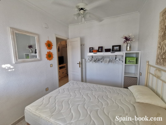 Бунгало Бунгало на втором этаже в спокойном район Торревьехи, Торребланка, Коста Бланка, Торревьеха