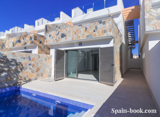 Виллы Современные смежные виллы рядом с пляжем в Los Alcázeres / Мурсия, Коста Бланка, Лос Алькасарес