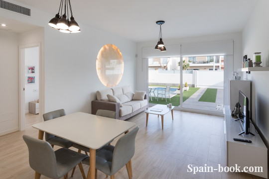 Виллы Современные виллы рядом с пляжем в San Pedro del Pinatar / Мурсия, Коста Бланка, Сан-Педро-дель-Пинатар