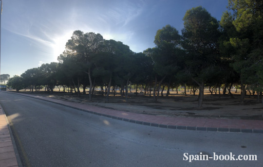 Бунгало Новый резиденциальный комплекс рядом с пляжем в Santiago de la Ribera / Мурсия, Коста Бланка, Сантьяго-де-ла-Рибера
