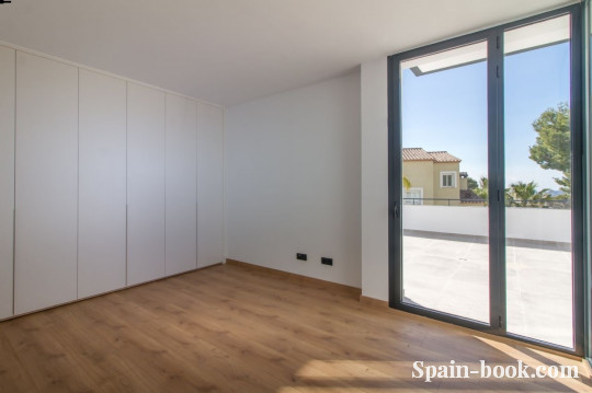 Виллы Шикарная вилла в популярном курорте Альтеа, Коста Бланка, Алтея