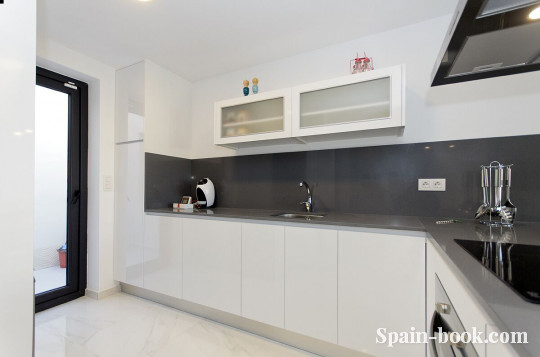 Таунха́ус Новый резиденциальный комплекс рядом с гольфом Вийямартин, Ориуэла Коста, Коста Бланка, Вийямартин