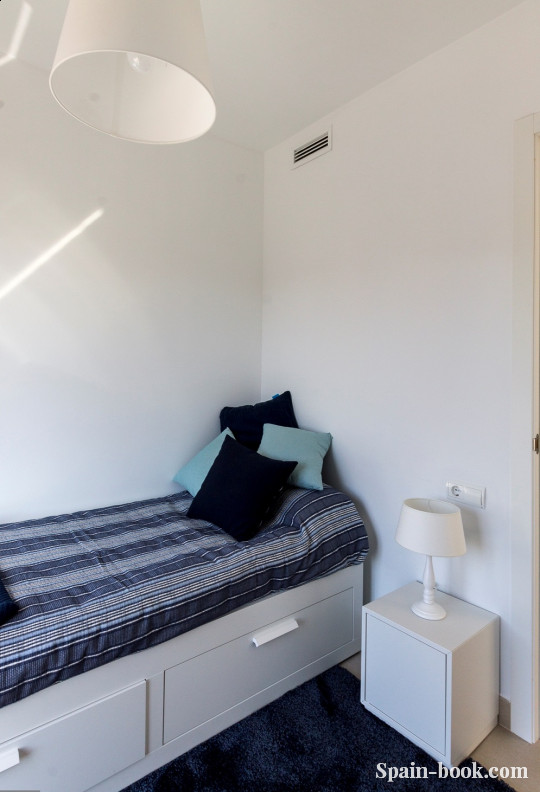 Виллы Современный комплекс вилл в курортном городе La Nucia,что в пригороде Бенидорма, Коста Бланка, Ла Нусия