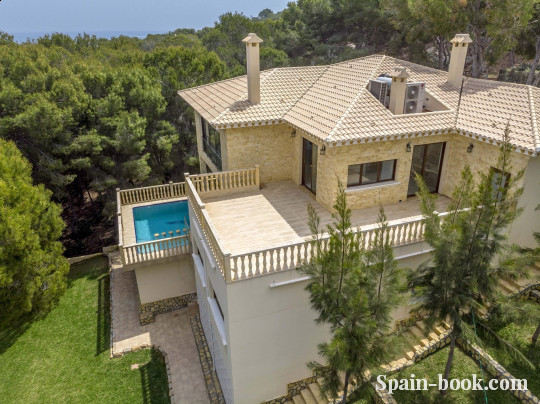 Виллы Стильная вилла рядом с пляжем в Кампоамор / Ориуэла Коста, Коста Бланка, Кампоамор