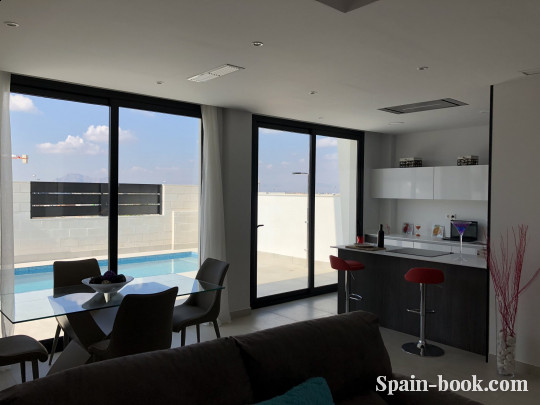 Виллы Новые виллы в пригороде Торревьехи, Бенихофар, Коста Бланка, Бенихофар