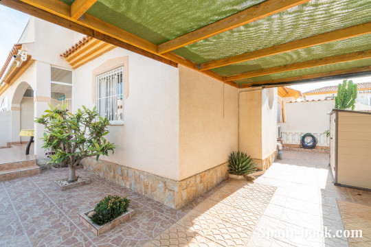 Дом Смежный дом в престижном районе Ориуэла Коста / Плайя Фламенка, Коста Бланка, Плайя Фламенка