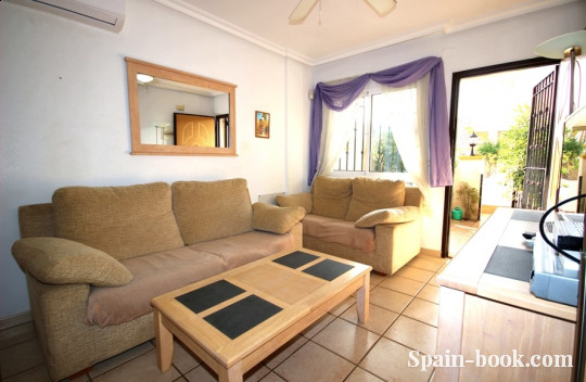 Таунха́ус Таунхаус с видом на коммунальный бассейн в Кабо Роиг / Ориуэла Коста, Коста Бланка, Кабо Роиг