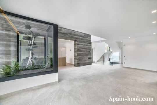 Виллы Современные вилла в курортном городе Альбир в пригорде Бенидорма, Коста Бланка, Бенидорм