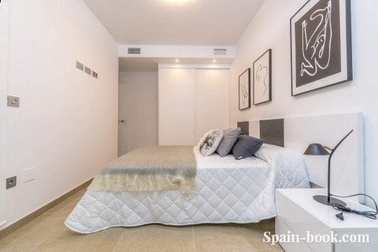 Апартаменты Новые апартаменты на одной из главных улиц Торревьехи, Коста Бланка, Торревьеха