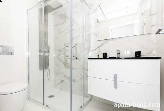 Таунха́ус Новый резиденциальный комплекс рядом с гольфом Вийямартин, Ориуэла Коста, Коста Бланка, Вийямартин