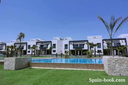 Бунгало Новые современные бунгало с солярием, Коста Бланка, Гуардамар дель Сегура