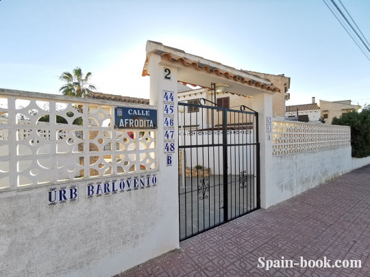 Бунгало Бунгало на втором этаже в спокойном район Торревьехи, Торребланка, Коста Бланка, Торревьеха