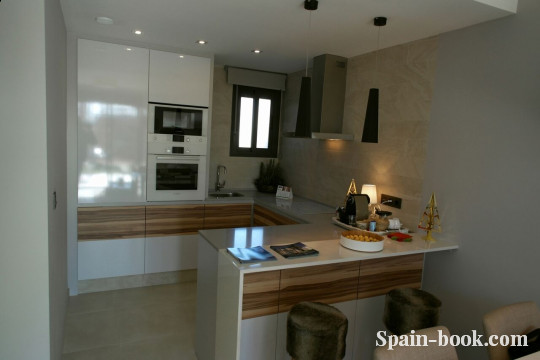 Бунгало Новые современные бунгало с солярием, Коста Бланка, Гуардамар дель Сегура