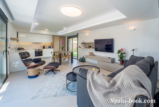 Виллы Новые виллы в пригороде Бенидорма / Finestrat, Коста Бланка, Финестрат