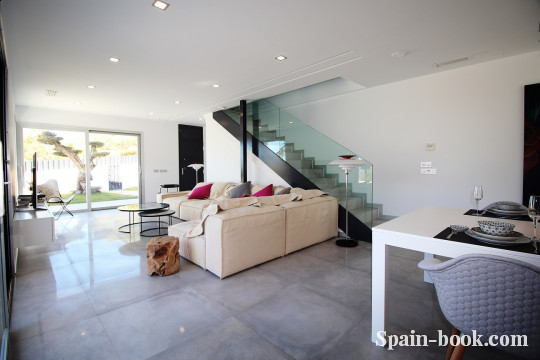 Виллы Большие современные виллы пригороде пригороде Бенидорма, Коста Бланка, Финестрат