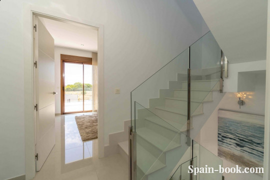 Виллы Современные виллы рядом с пляжем в Пилар де ла Орадада, Аликанте, Коста Бланка, Пилар де ла Орадада