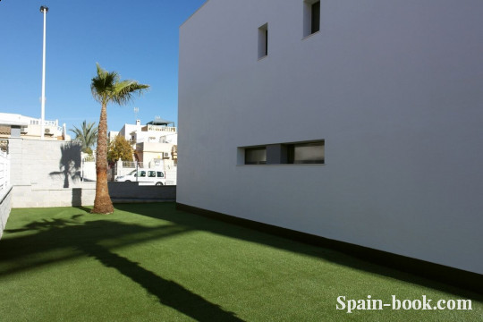 Бунгало Новые современные бунгало с солярием, Коста Бланка, Гуардамар дель Сегура