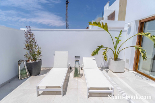 Виллы Современные виллы рядом с пляжем в Пилар де ла Орадада, Аликанте, Коста Бланка, Пилар де ла Орадада