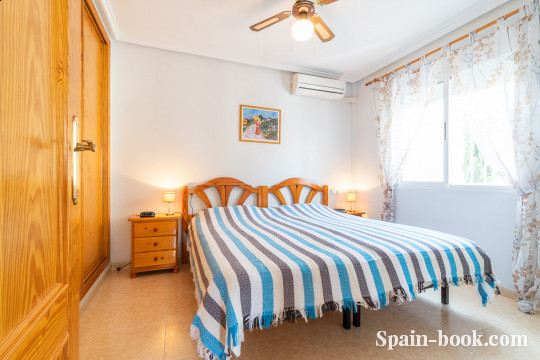 Дом Смежный дом в престижном районе Ориуэла Коста / Плайя Фламенка, Коста Бланка, Плайя Фламенка