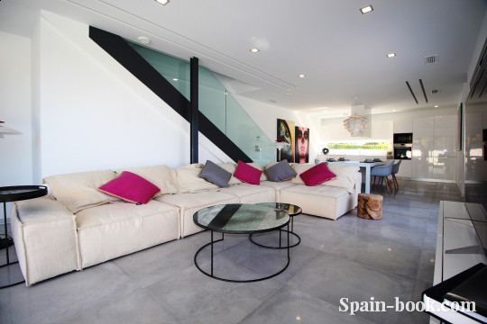 Виллы Большие современные виллы пригороде пригороде Бенидорма, Коста Бланка, Финестрат