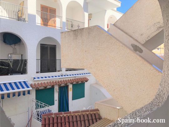 Бунгало Бунгало на втором этаже в 100м до пляжа Ла Маты, Торревьеха, Коста Бланка, Ла Мата