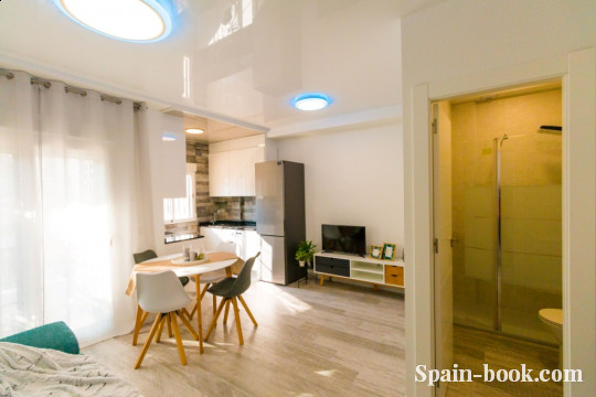 Апартаменты Апартаменты с видом на коммунальный бассейн комплекса в Пунта Прима / Торревьеха, Коста Бланка, Пунта Прима