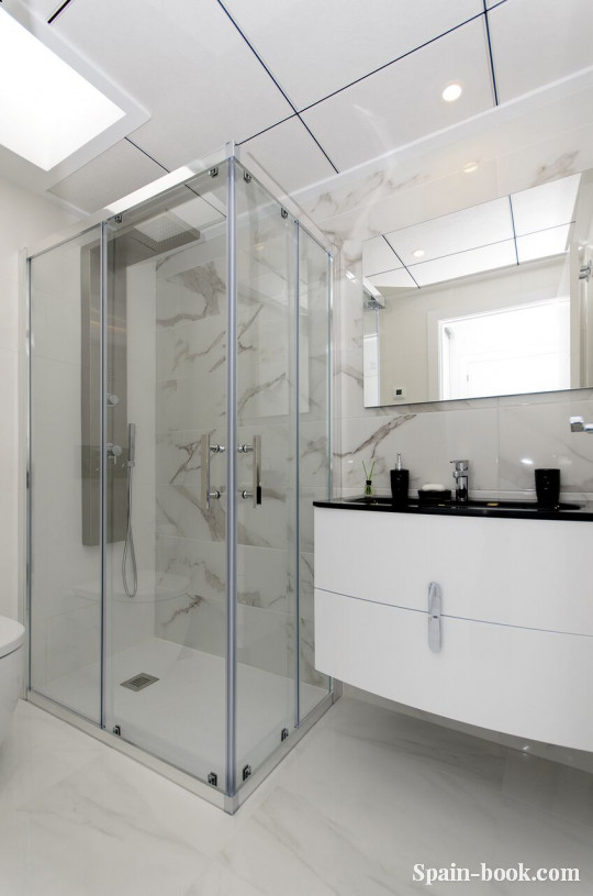 Таунха́ус Новый резиденциальный комплекс рядом с гольфом Вийямартин, Ориуэла Коста, Коста Бланка, Вийямартин