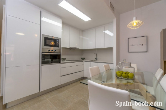 Апартаменты Новые апартаменты на одной из главных улиц Торревьехи, Коста Бланка, Торревьеха