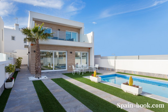 Виллы Современные виллы рядом с пляжем в San Pedro del Pinatar / Мурсия, Коста Бланка, Сан-Педро-дель-Пинатар