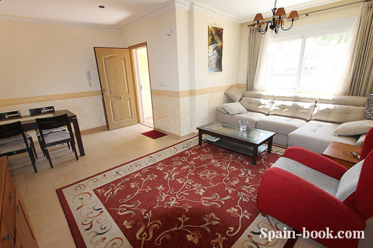 Таунха́ус Уютный таунхаус в популярном районе Торревьехи / Пунта Прима, Коста Бланка, Пунта Прима